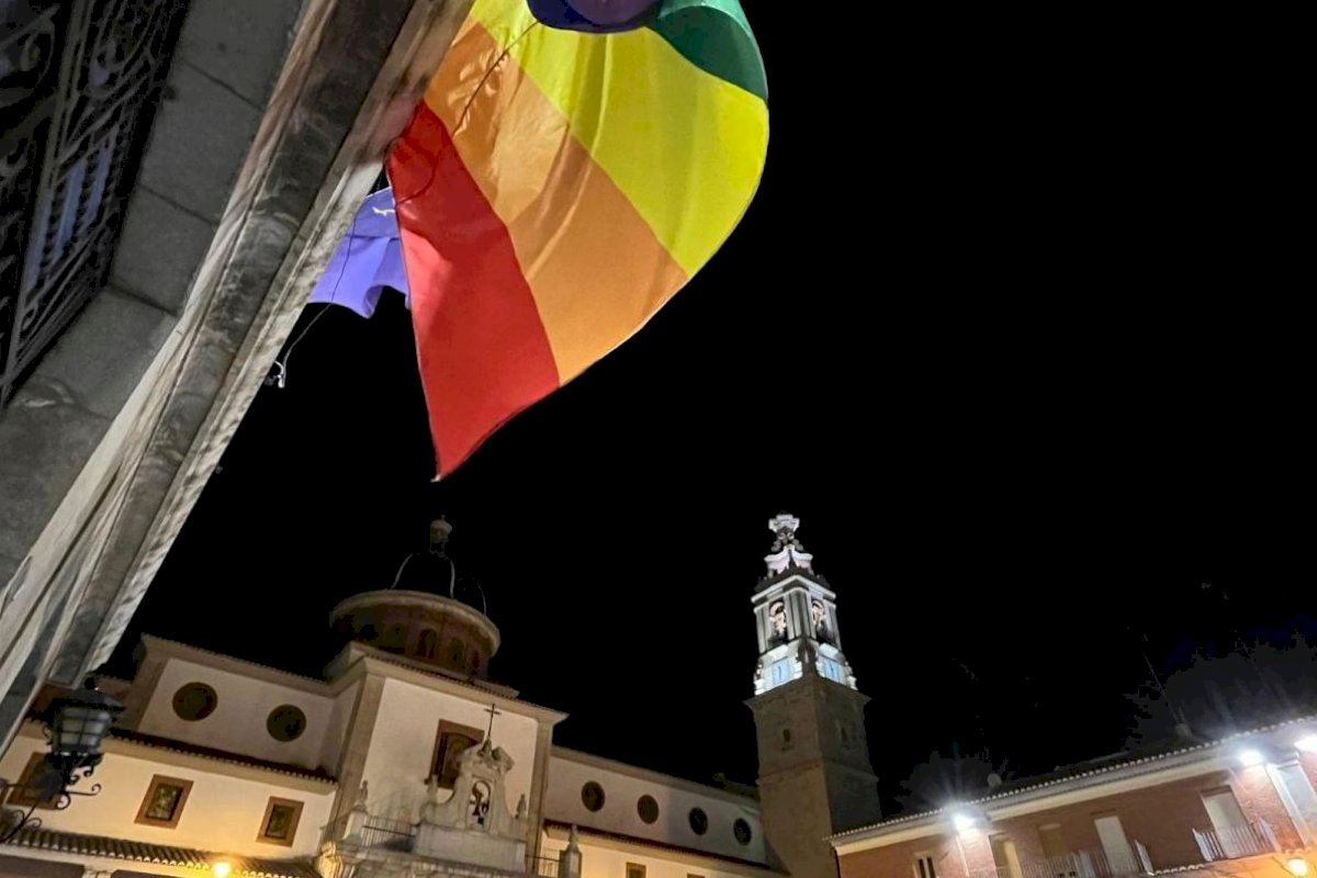Nules apuesta por el turismo LGTBI y se suma a REDD