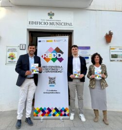 Mojácar ‘entiende’ su modelo turístico